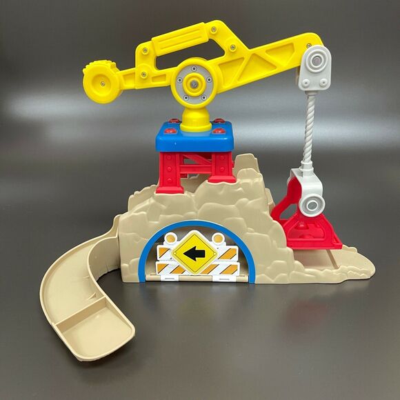 Hasbro Tonka Chuck & Friends 93797 2009 Lift Toy Replacement Part Piece - Picture 1 of 8